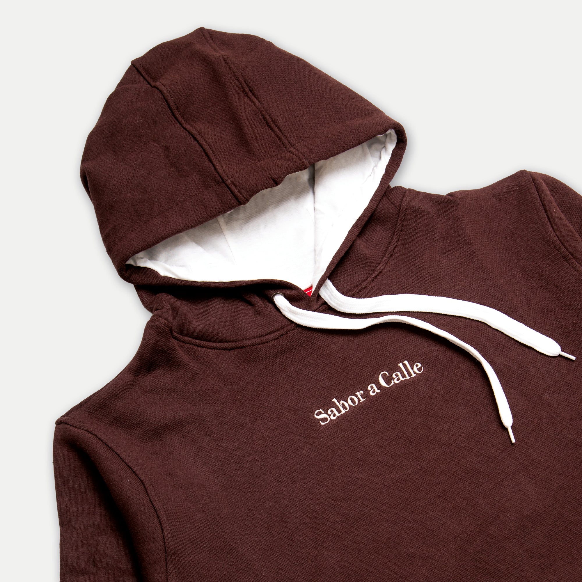 BUZO HOODIE BORDADO SERIF CHOCOLATE