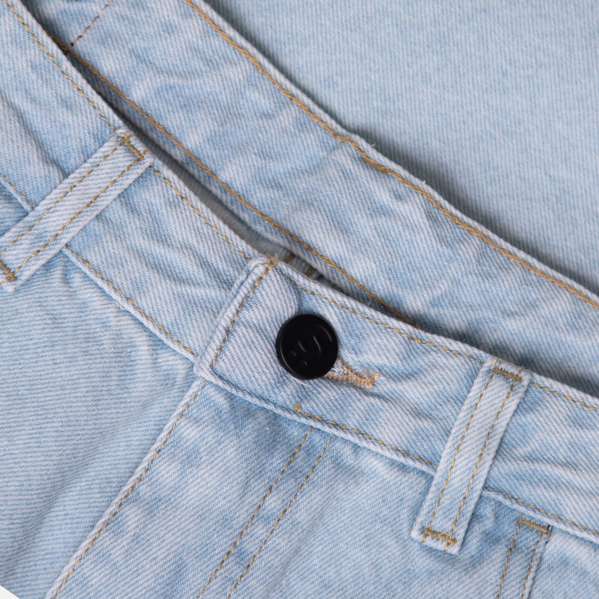 BERMUDA JEAN BAGGY CELESTE