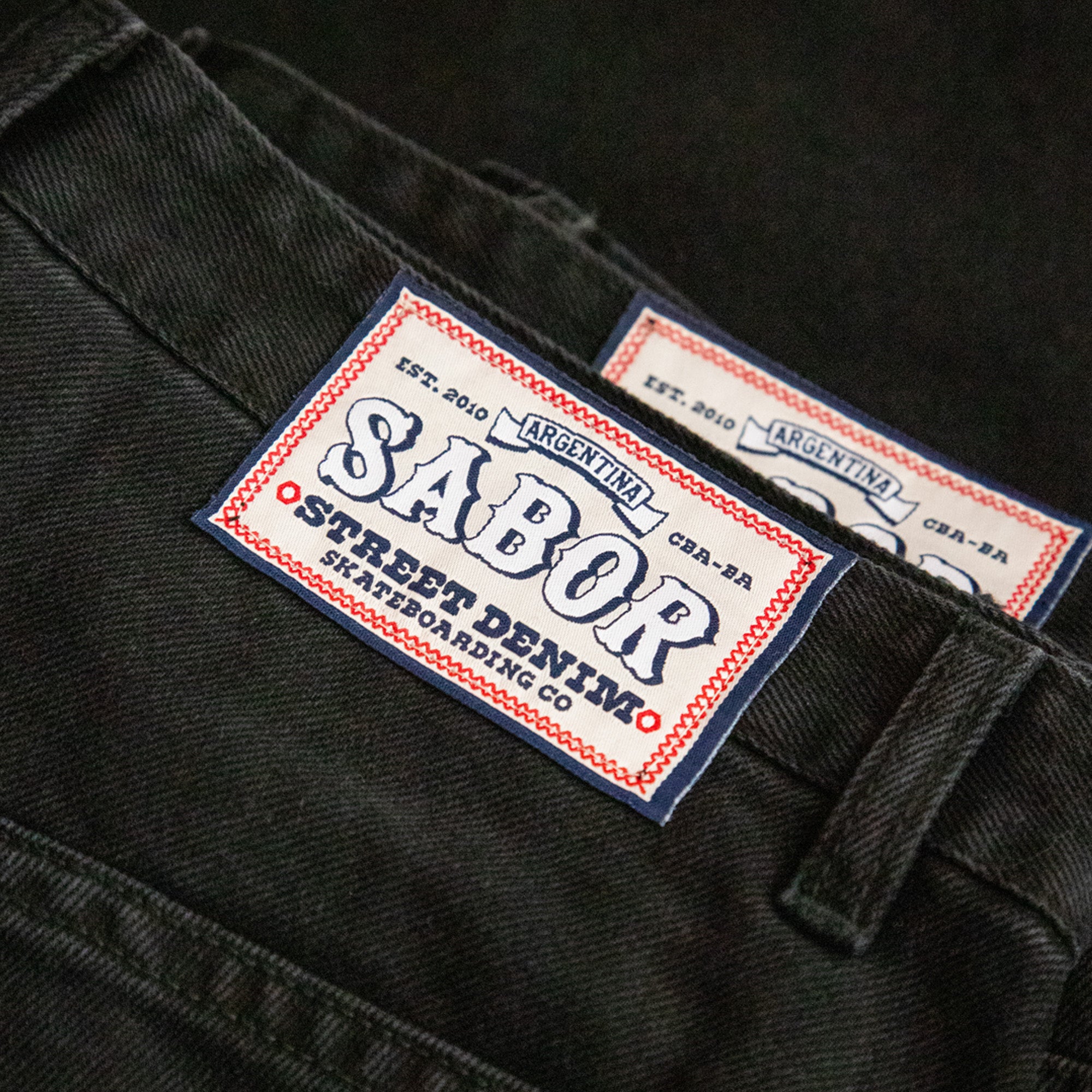 BERMUDA JEAN BAGGY NEGRA