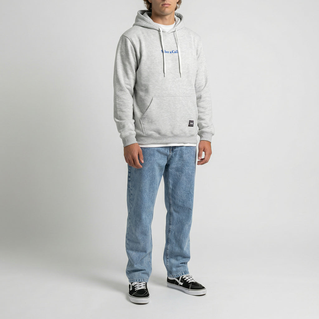 BUZO HOODIE SERIF LOGO - GRIS MELANGE