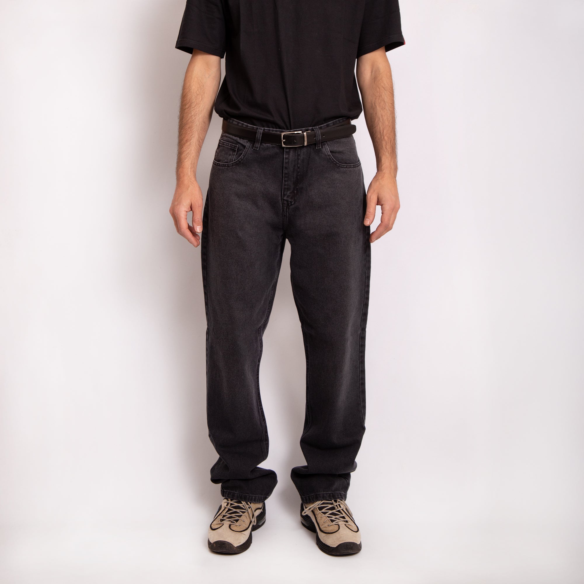 PANTALÓN JEAN RECTO NEGRO