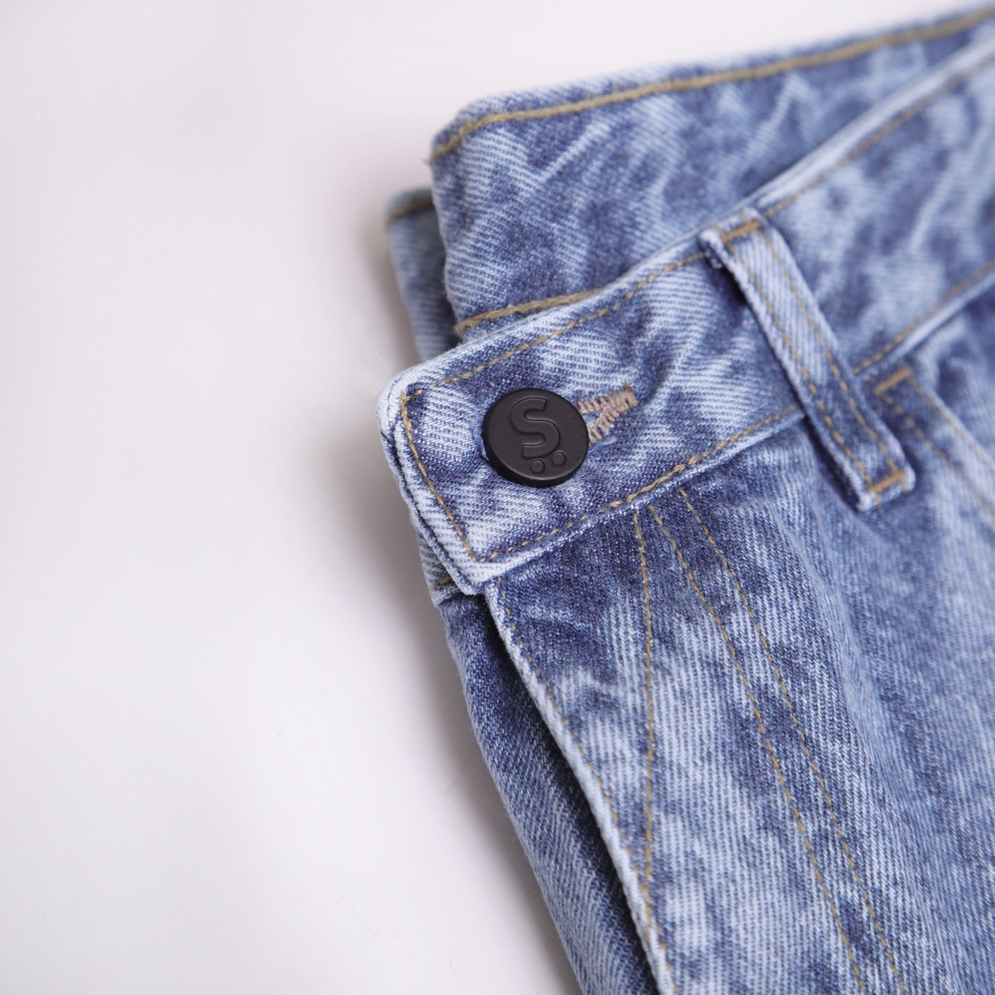PANTALÓN JEAN BAGGY CELESTE