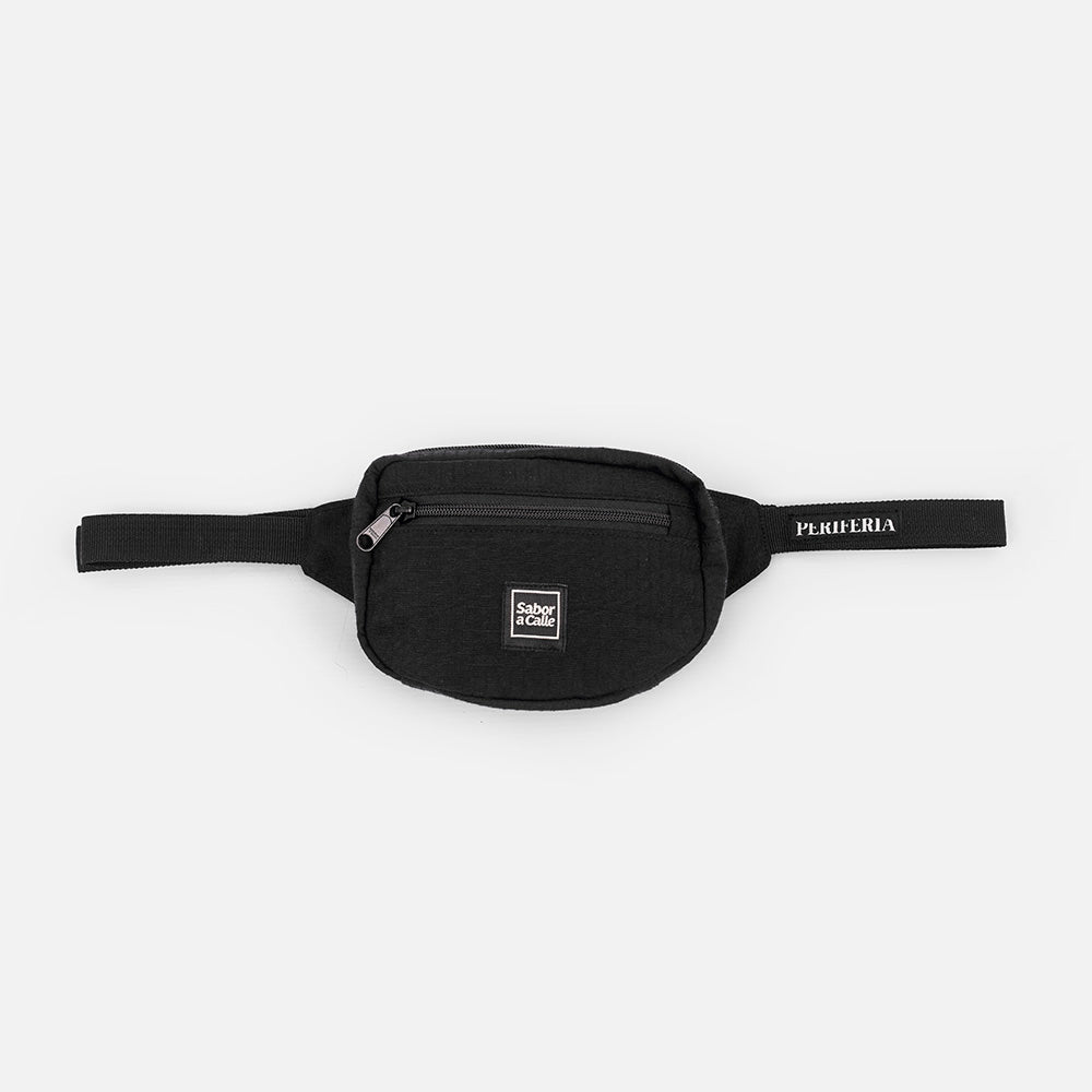 RIÑONERA SQUARE LOGO X PERIFERA [RIPSTOP] – NEGRO