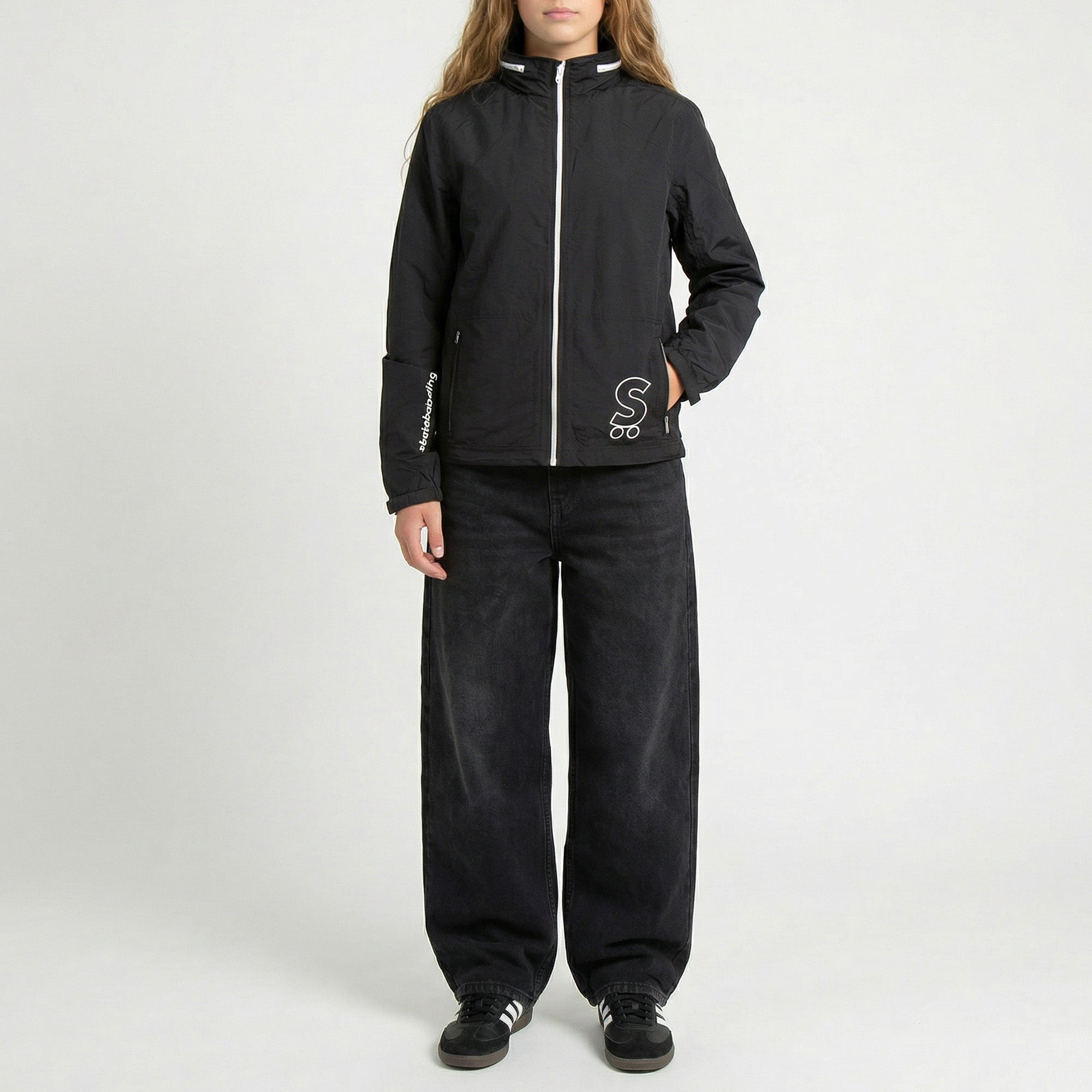 ROMPEVIENTOS LOGO -  NEGRO